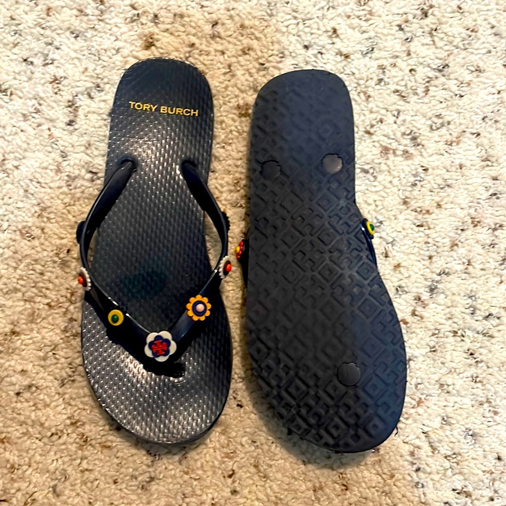 Tory Burch flip flops size 6